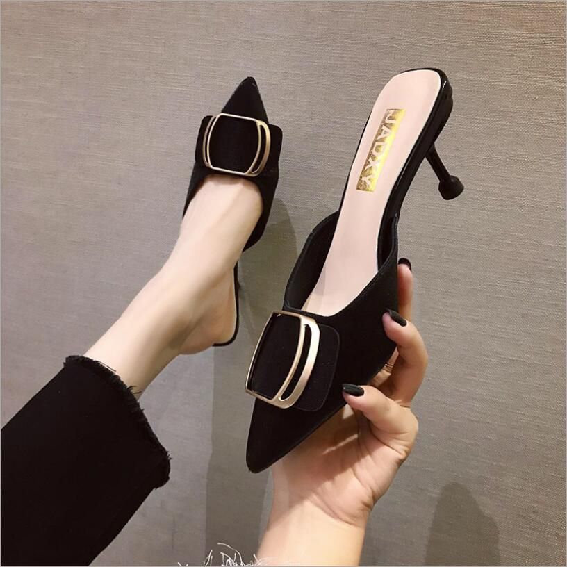 2021 mulheres chinelos de verão do plutônio das mulheres sandálias preto e  branco duas cores de praia, chinelos de quarto metade pack legal chinelos  de quarto muller sapatos comprar on-line \u003e Sapatos