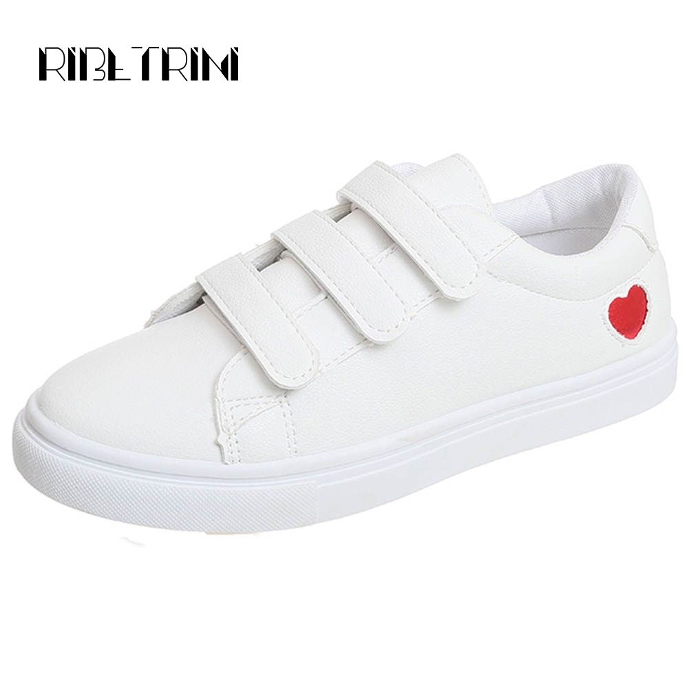 comfortable flat sneakers