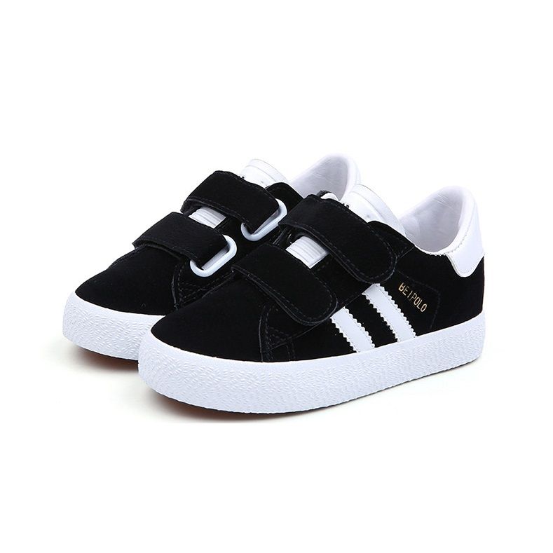 boys black trainers