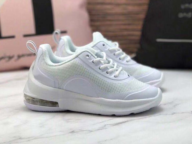 axis tennis shoes