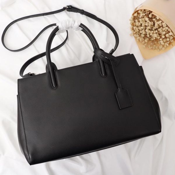 black fashion bag