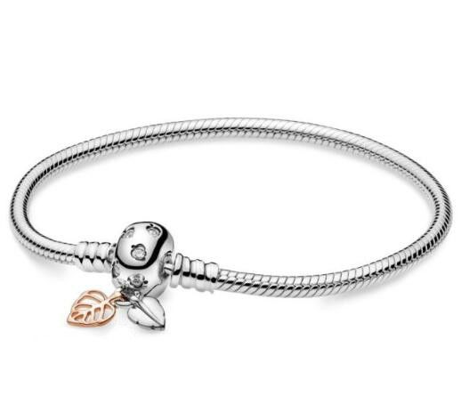Solid 925 Sterling Silver Mitten with Snowflake and Pink CZ Charm Bead 384 for European Snake Chain Bracelets Solid 925 Sterling Silver Mitten with Snowflake and Pink CZ Charm Bead 384 for European Snake Chain Bracelets