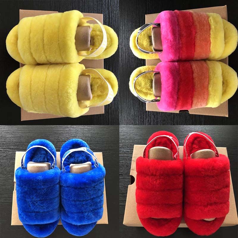yellow pantoufles