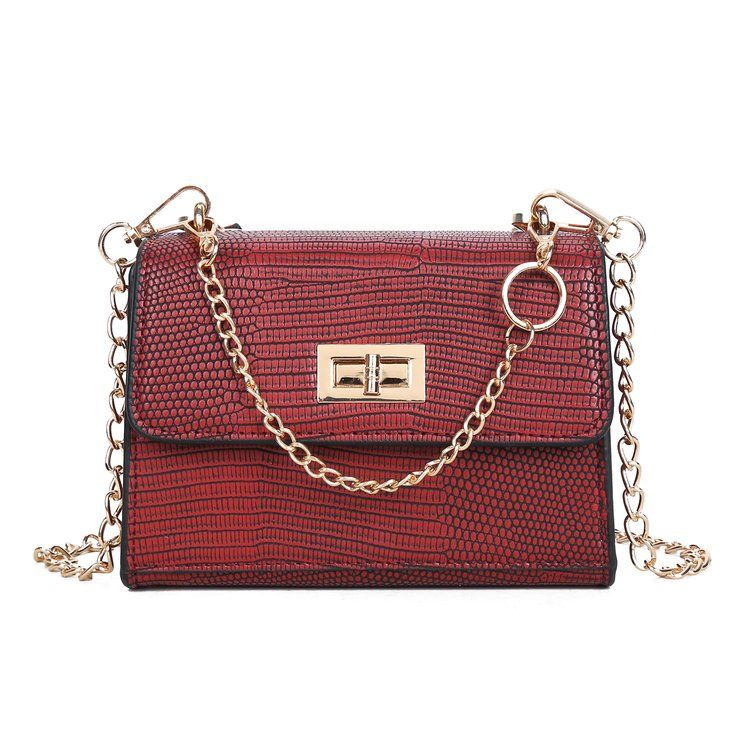 chain shoulder bag designer