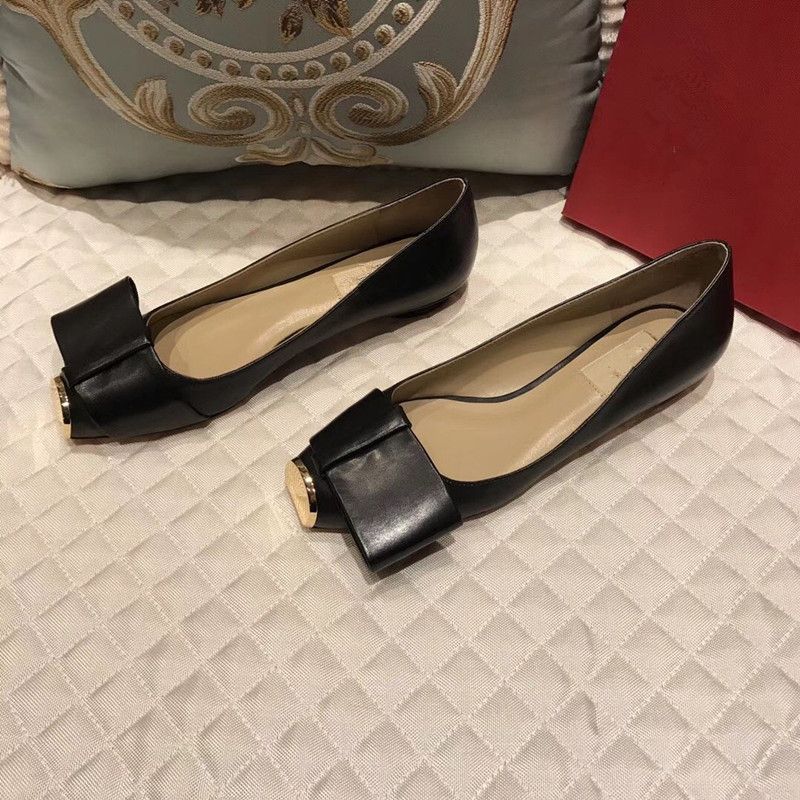 modern flat shoes for ladies