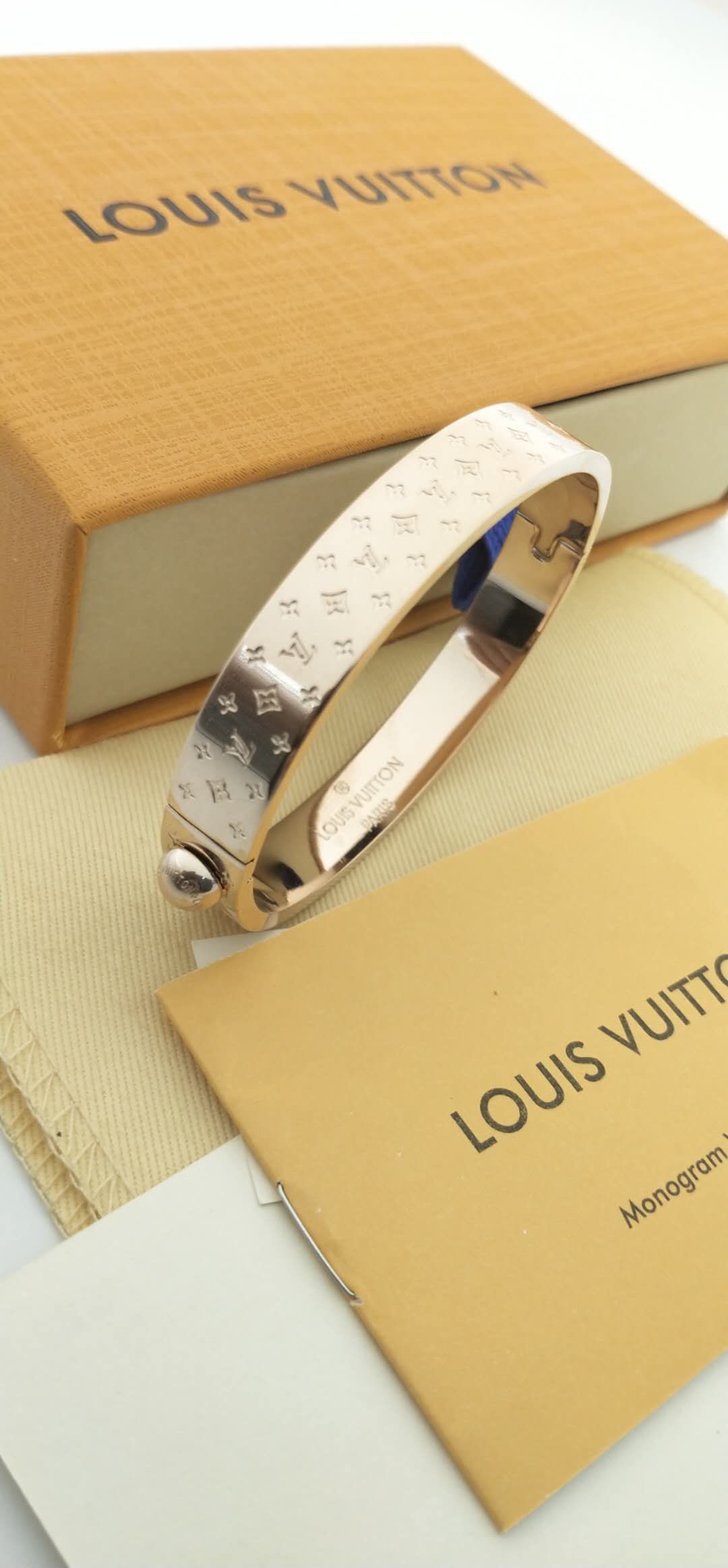 louis vuitton bracelet dhgate