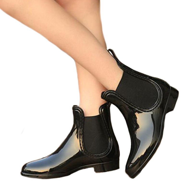 trendy rain boots 2018