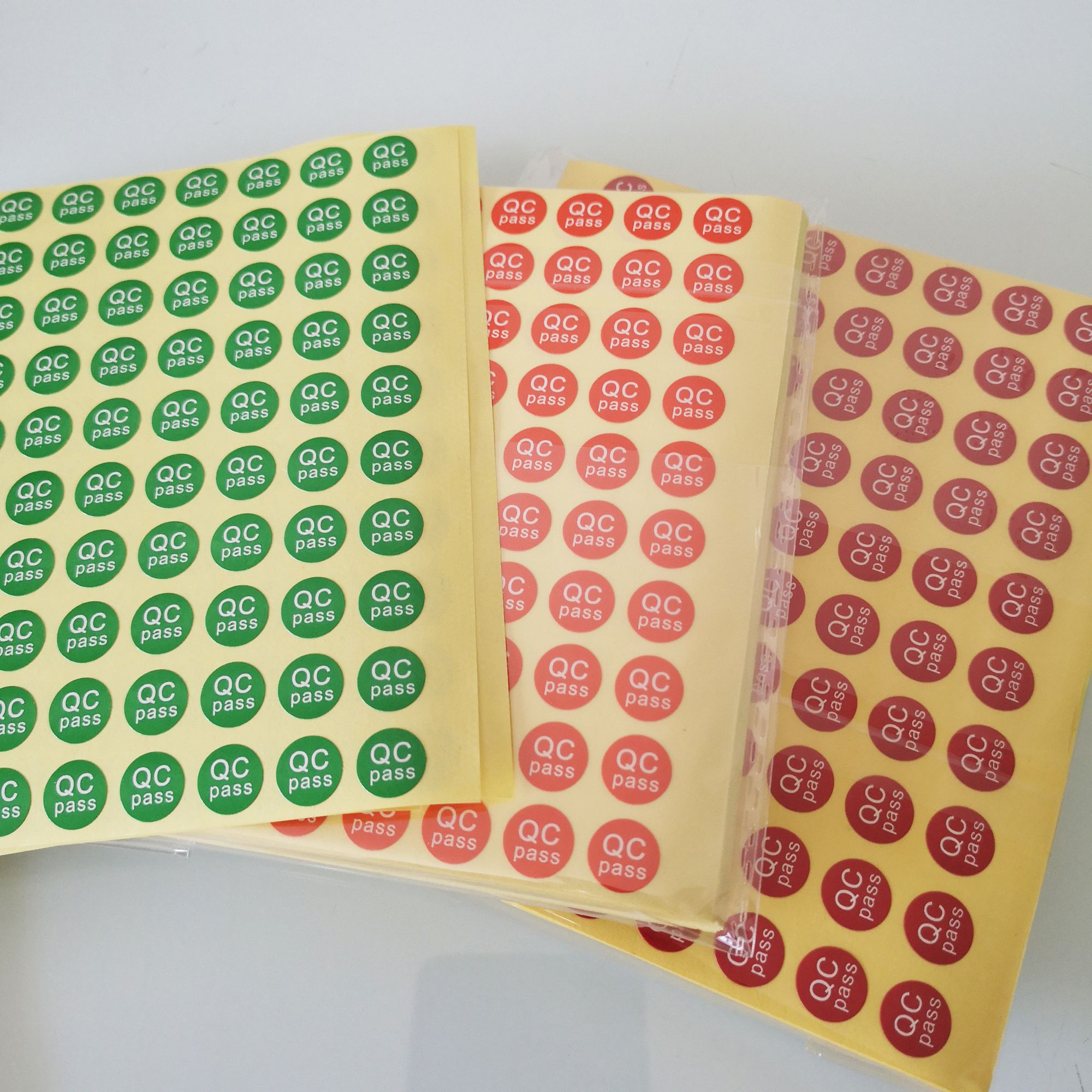 thumbnail image 2 of 800 Pcs 10mm Round Hologram 'PASSED' QC Stickers – Laser Adhesive Labels 2 of 4