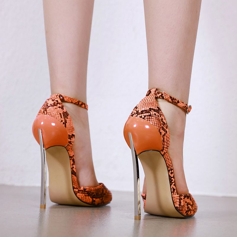 designer pumps