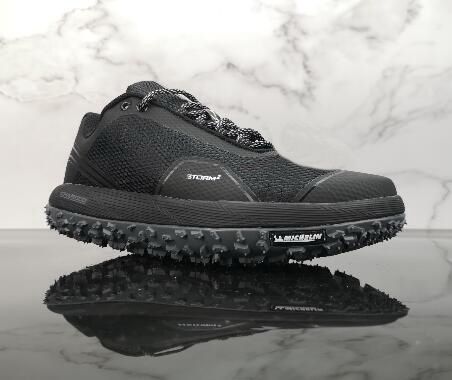 best x country running shoes