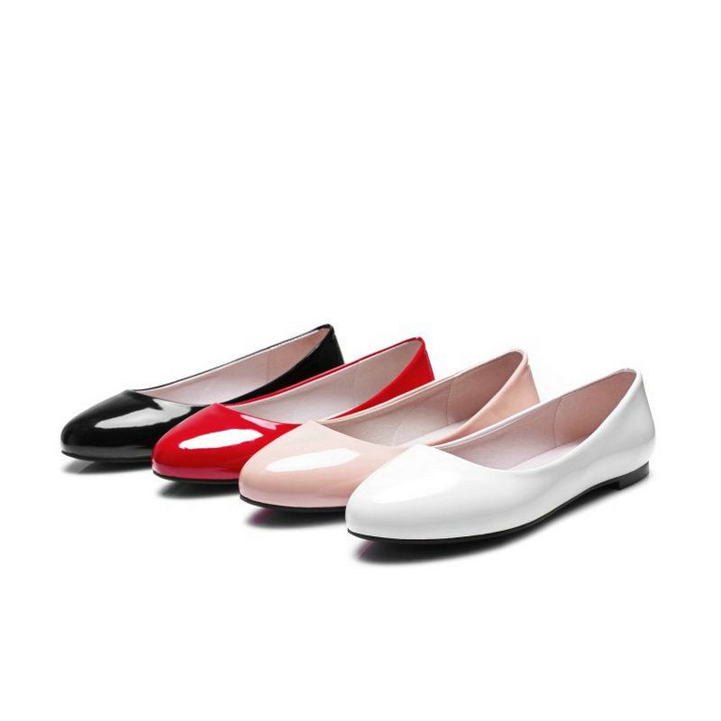 ladies ballet flats