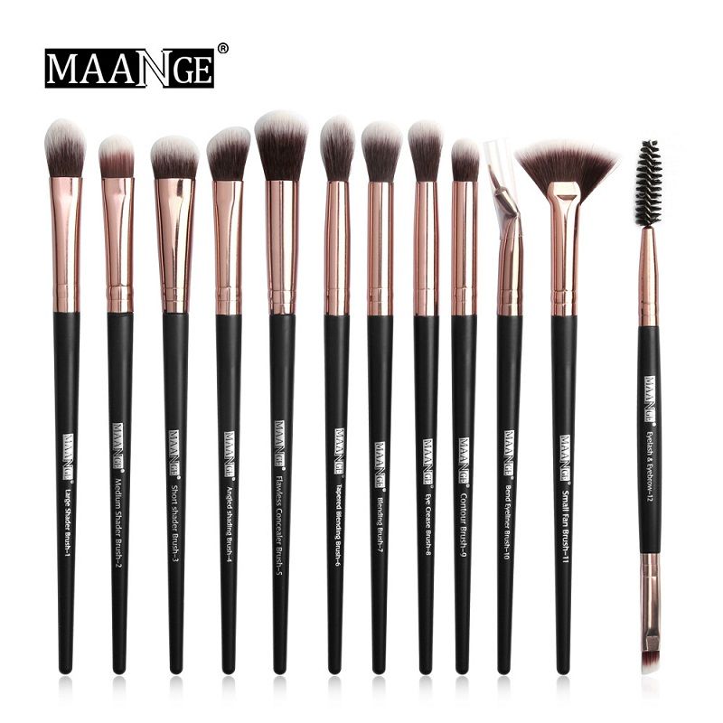 number 1 makeup brushes