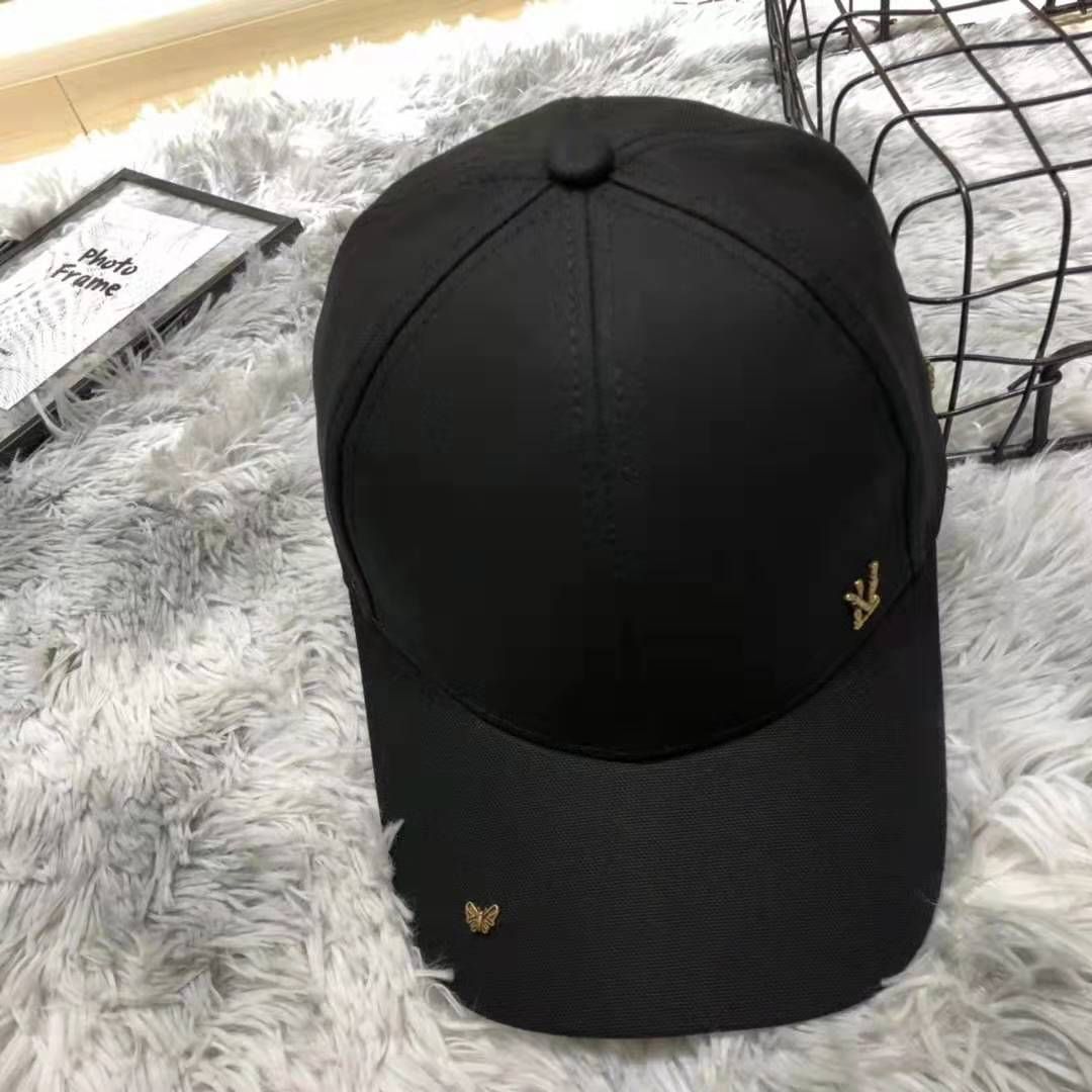 luxury mens caps