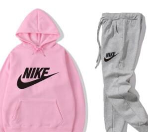 womens pink nike jogging suit