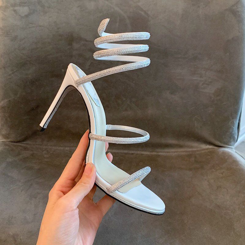 Venda Por Atacado De Cor Mulheres Luxo Lâminas De Design Flip Flops  Sandálias Cleo Sandálias Salto Alto Festa Sapatos 20SS Cristal Serpentine  Sexy Strass Rc Sandal Modernos E De Baixo Preço| DHgate.Com