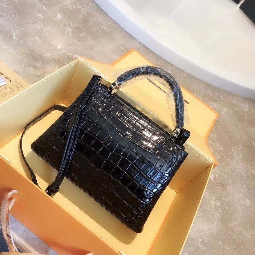 croc leather shoulder bolsa