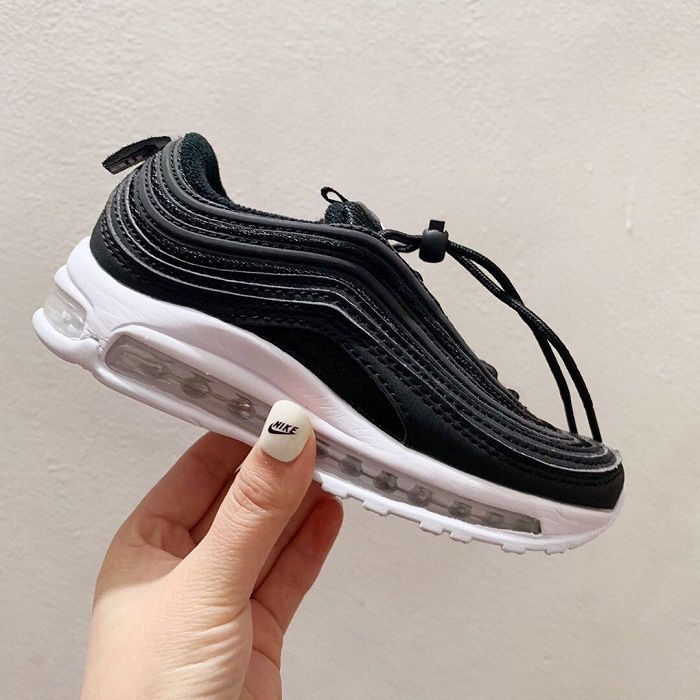 llavero de zapatilla nike llavero de zapatilla nike