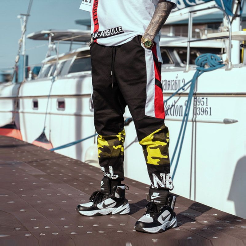 red camo joggers mens