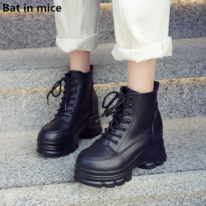 round toe dress boots