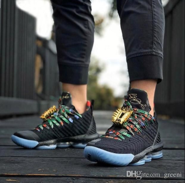 Hombres lebron 16 Zapatos Reloj El Trono baloncesto Negro metálico de oro de Frost