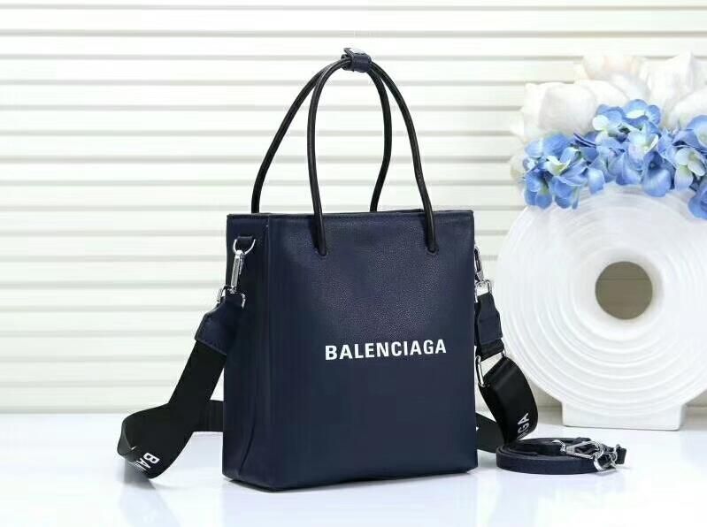 Q1BALENCIAGAHot New Briefcase Men Women Leather Hand