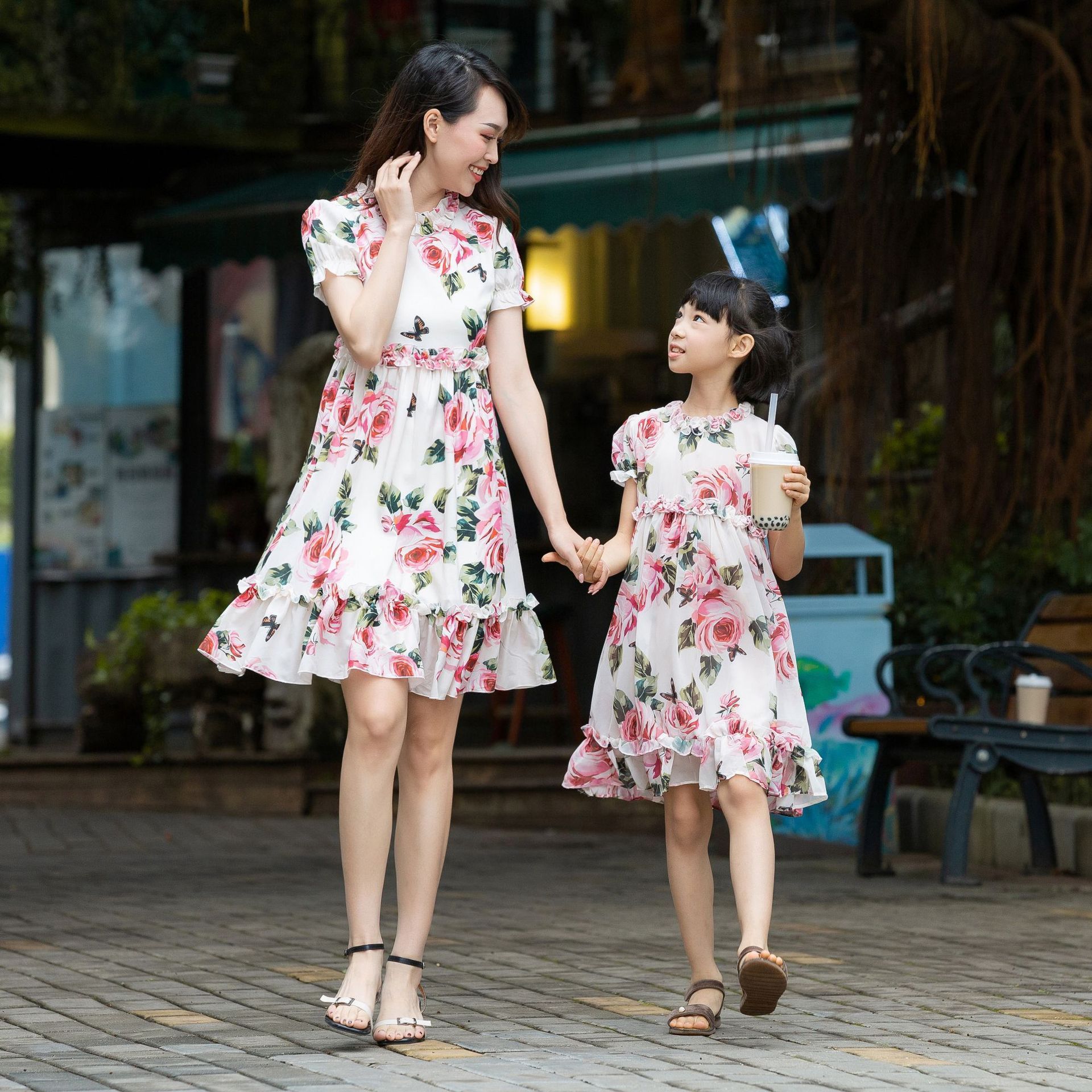 girls matching outfits