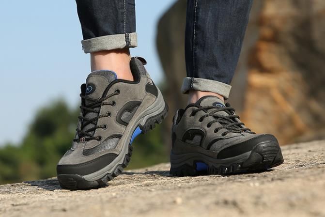 low cut hiking shoes