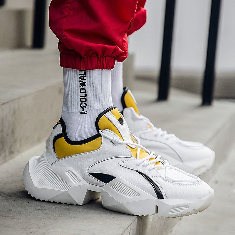 sneakers con plateau alto