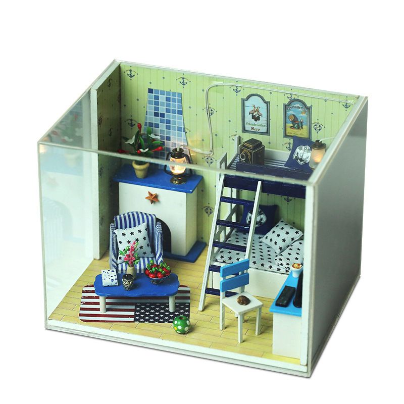 boys wooden dolls house