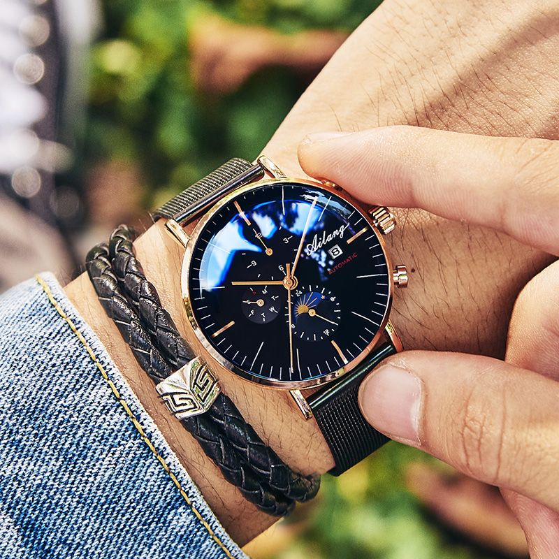 minimalist sports watch