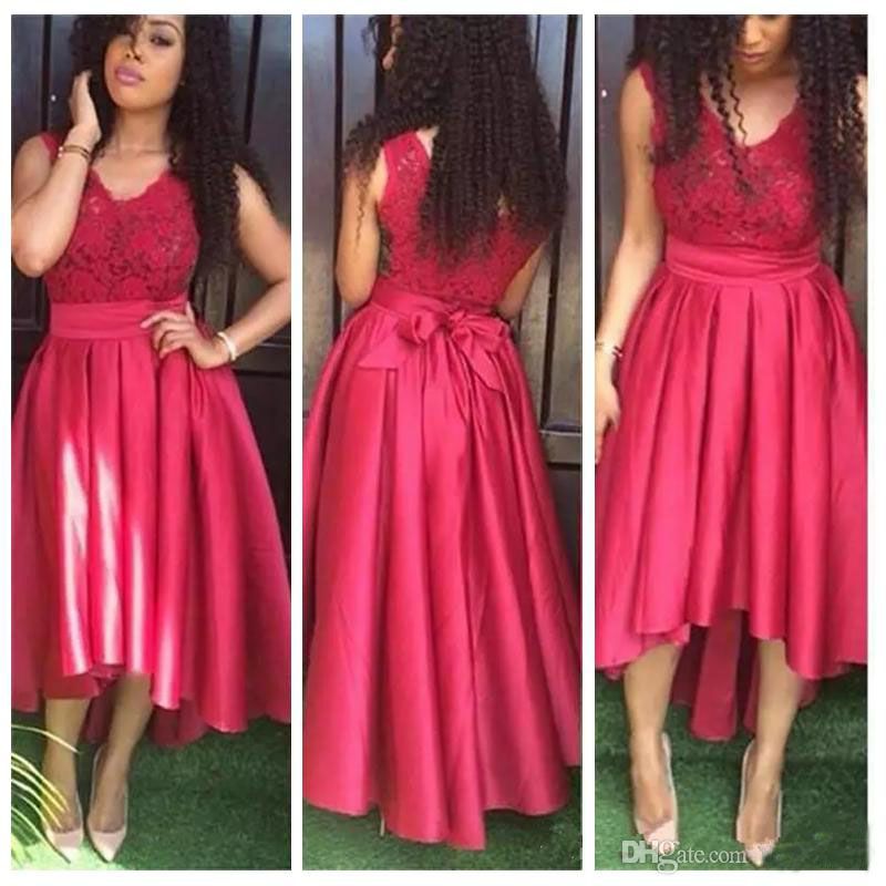 vestido com decote grande