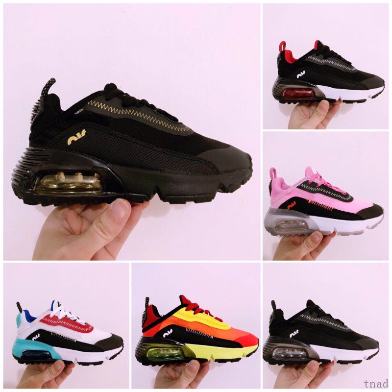 infant size 9 trainers