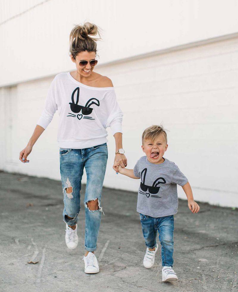 2019 New Hot Summer Family Matching T Shirt Outfits Rabbit Mother