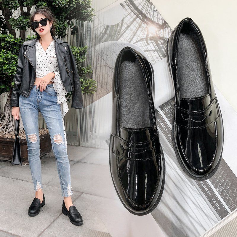 ladies black patent flat shoes