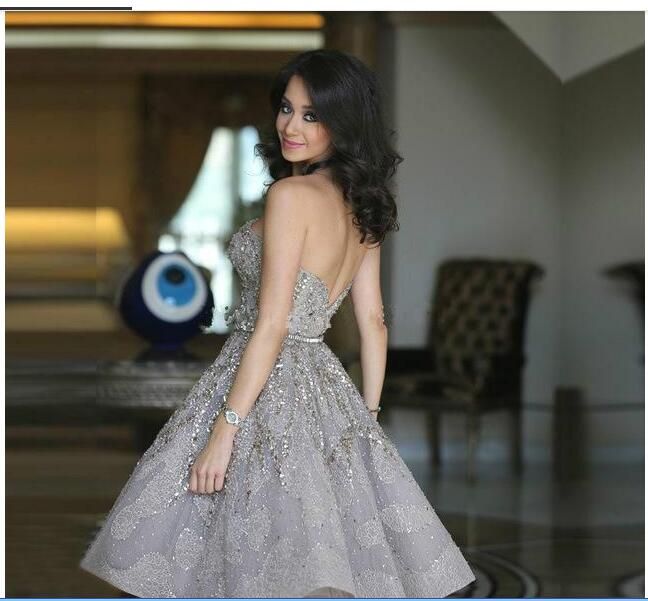 Vestido sin tirantes gris brillante con encanto Lentejuelas Cuentas partido de las muchachas de baile vestidos Vestido sin tirantes gris brillante con encanto Lentejuelas Cuentas partido de las muchachas de baile vestidos