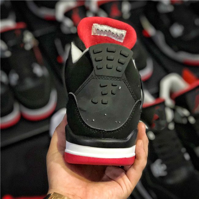 retro 4 bred 2020