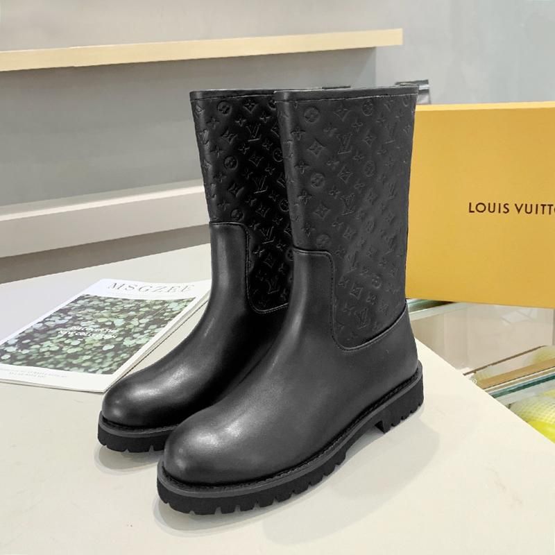 drops flat half boot