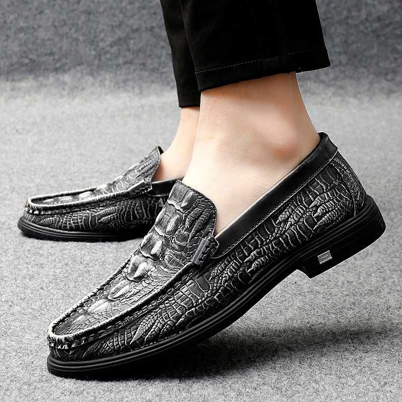 male boat shoes