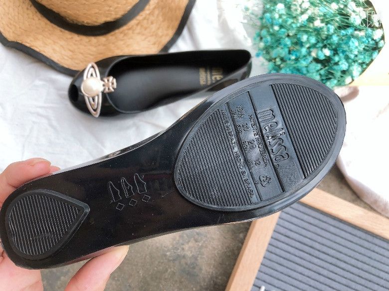 Liliana Shoes Jelly Rhinestone Slides Sandals Flip Flops Poshmark Liliana Shoes Jelly Rhinestone Slides Sandals Flip Flops Poshmark