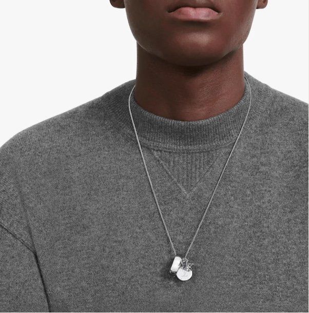 Acquistare LOUIS VUITTON Designer Di Gioielli Hip Hop Collana Progettista  Farfalla Ghiacciato Fuori Mens Ciondolo 14k Catene Doro Lettera Iniziale  P14 Economico | Consegna Veloce E Qualità | It.Dhgate