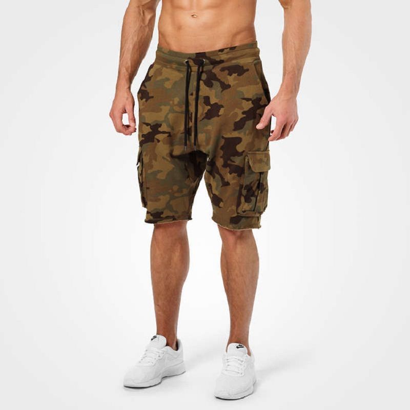 camo shorts mens outfit