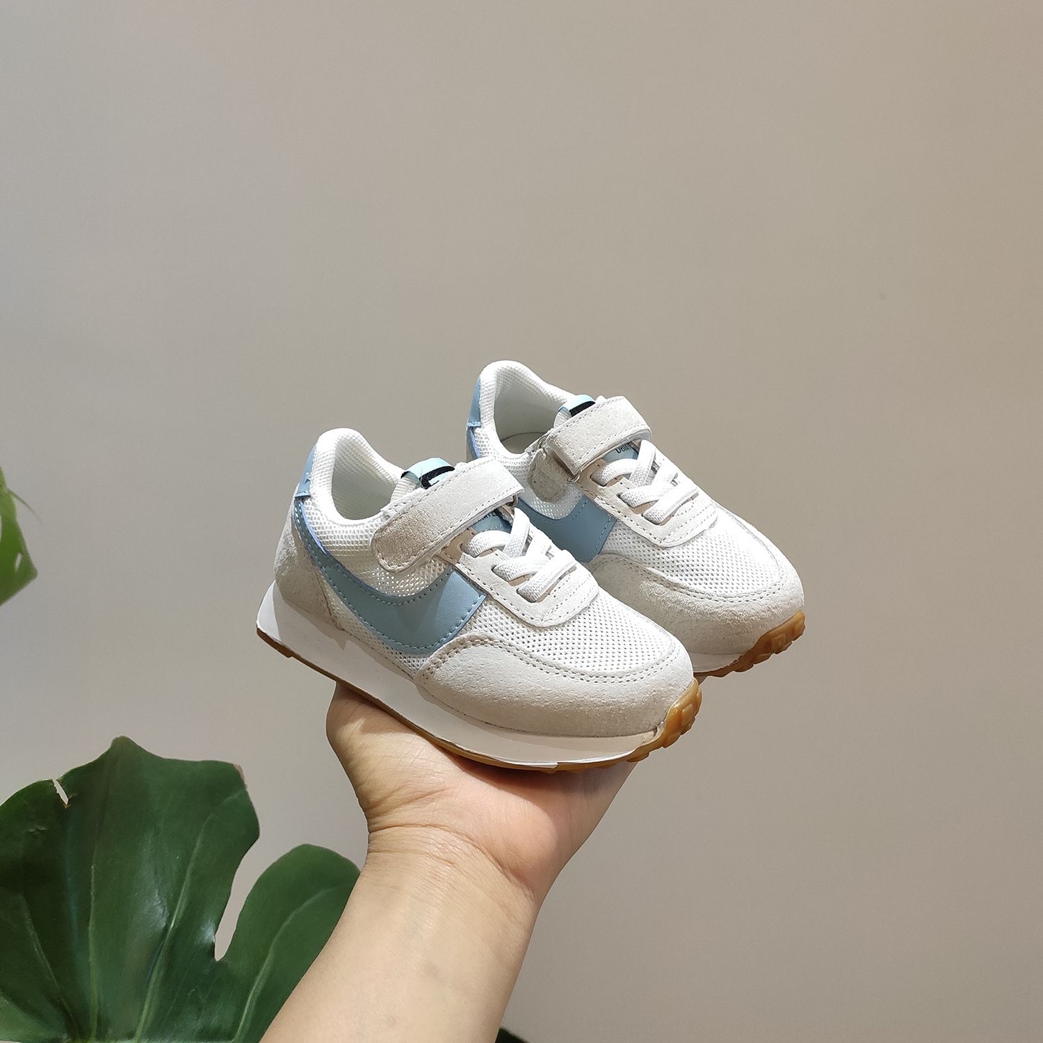 forrest gump tennis shoes