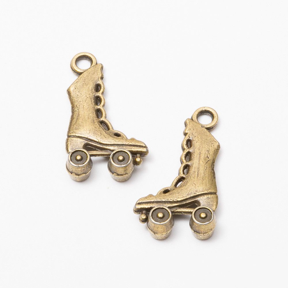 100pcs 21 * colgante los patines de color de los zapatos de patinaje