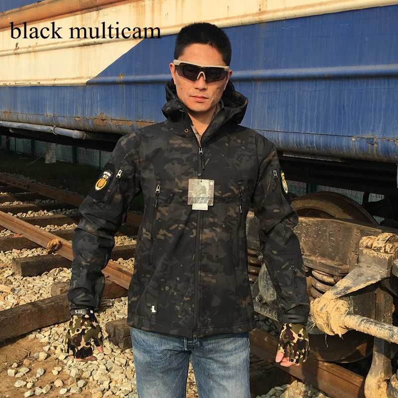 Schwarzes Multicam