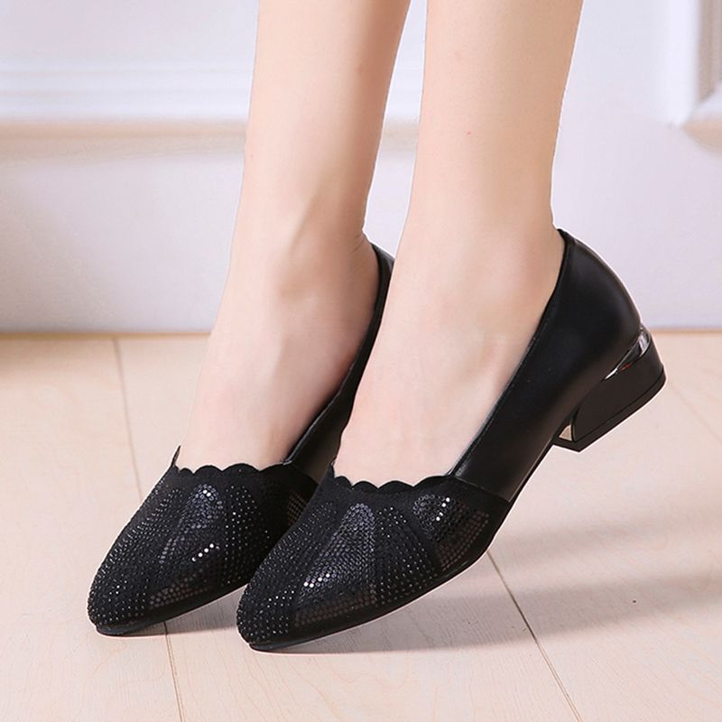 womens black dress shoes low heel