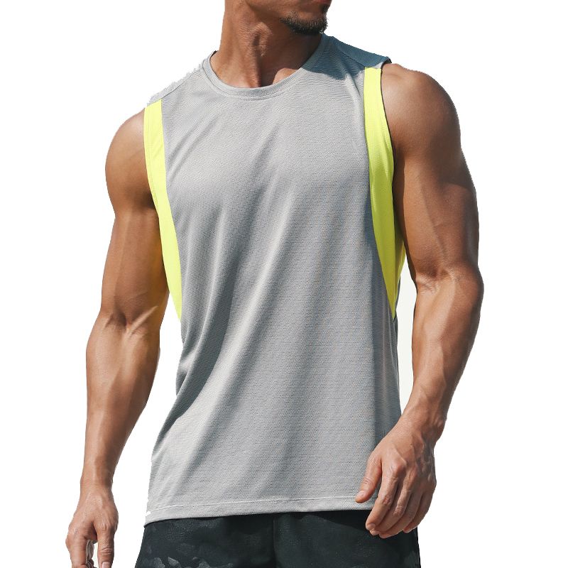 loose running vest