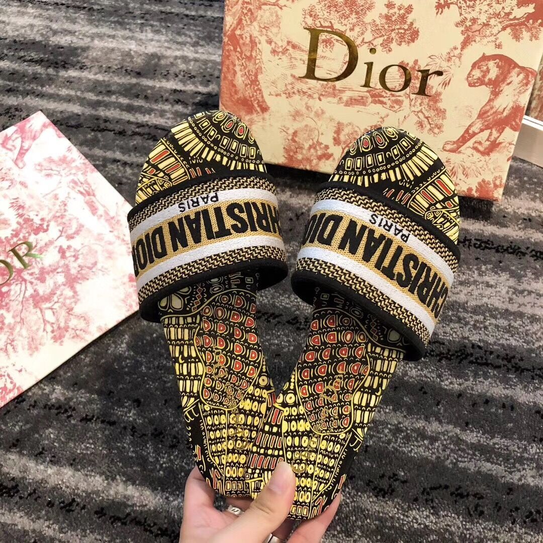 C D Women Designer Slides 2020 New Lady Designer Slipper Beauty Flat Plus Size Logo Print 