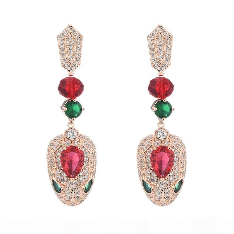 womens rose gold earrings