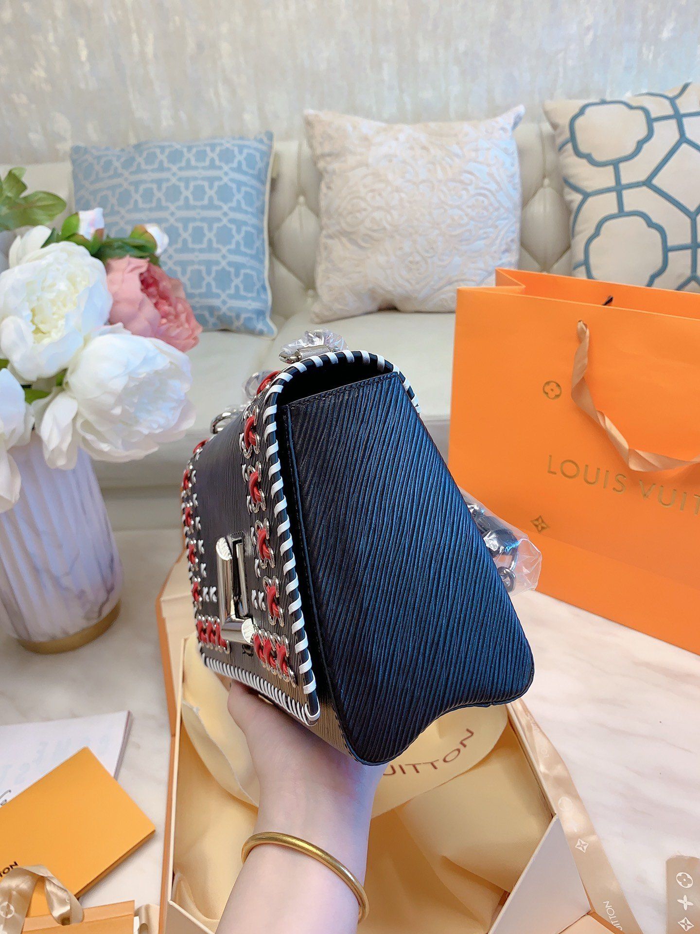 Best Casual Luxury Crossbody Bags For Women 2020