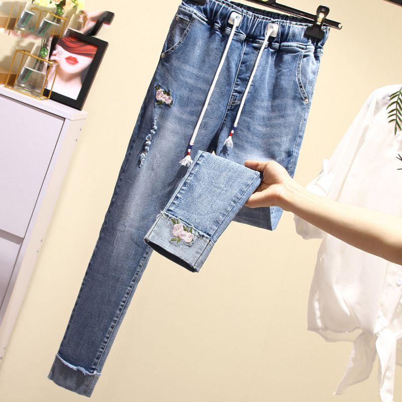 Compre Flor Bordada Mujer De Los Pantalones Vaqueros Más El Tamaño Elástico  De Encaje Hasta Los Puños Pantalones Vaqueros Flojos Pantalones De Harén  Azul Tobillo Longitud De Orificio Pantalón De Mezclilla A